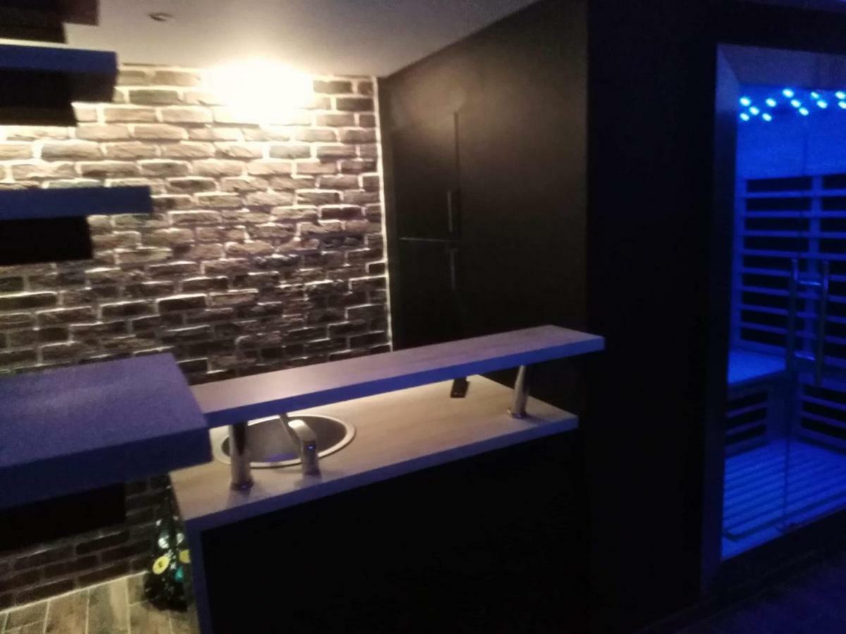Magnifique Loft Avec Jacuzzi Et Sauna Privatif Ferriere-la-Grande Exterior photo